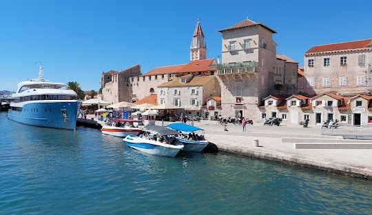 trogir yacht charter 1